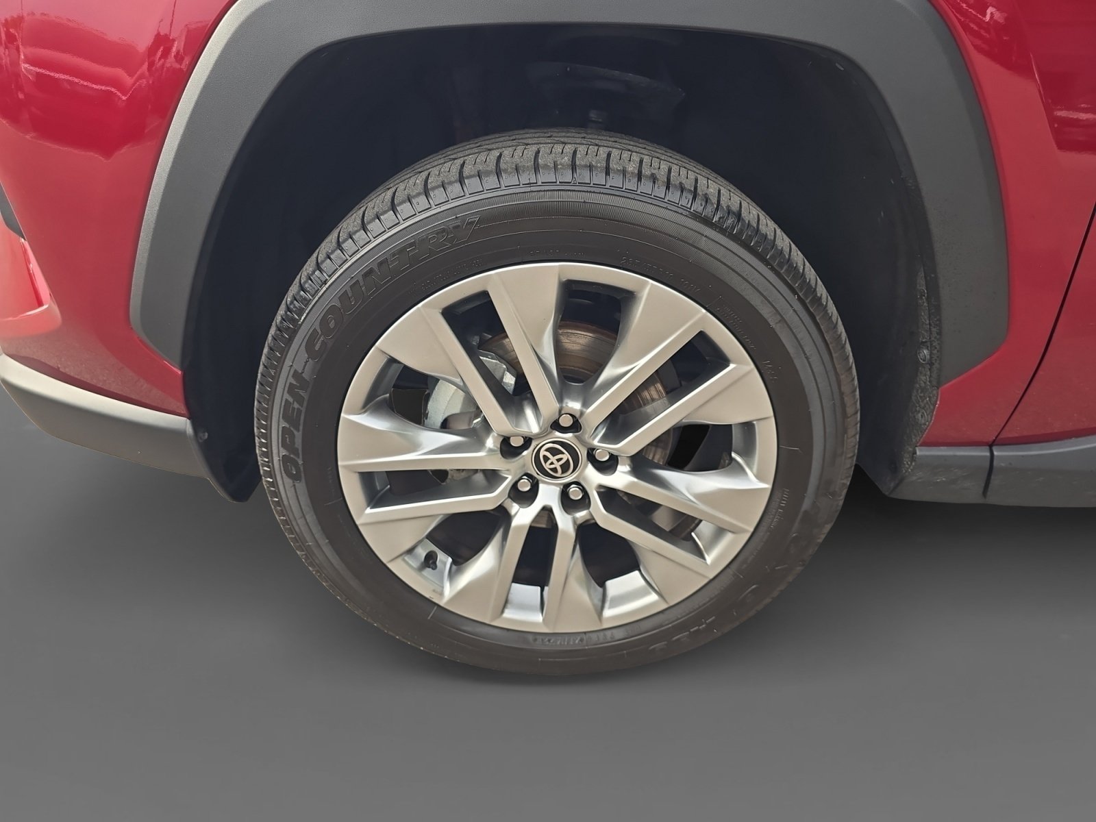 Used 2022 Toyota RAV4 XLE Premium AWD/4WD image 10