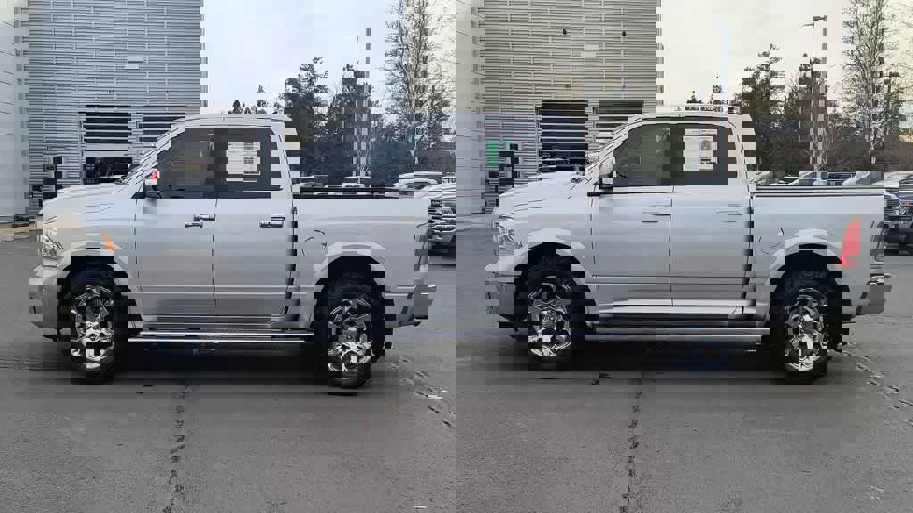 Used 2015 RAM 1500 Laramie image 5