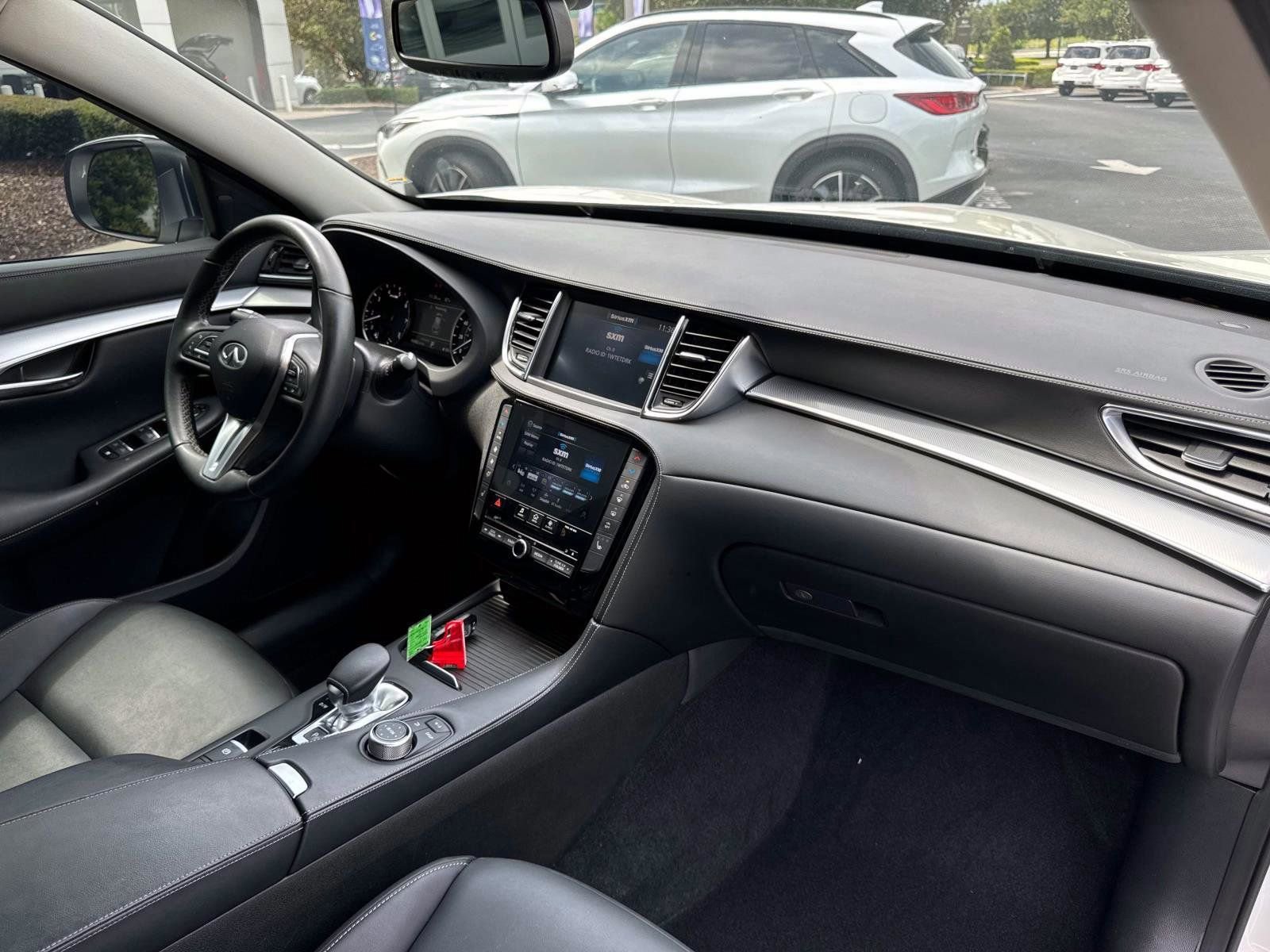 Used 2021 INFINITI QX50 Luxe w/ Accent Package image 15