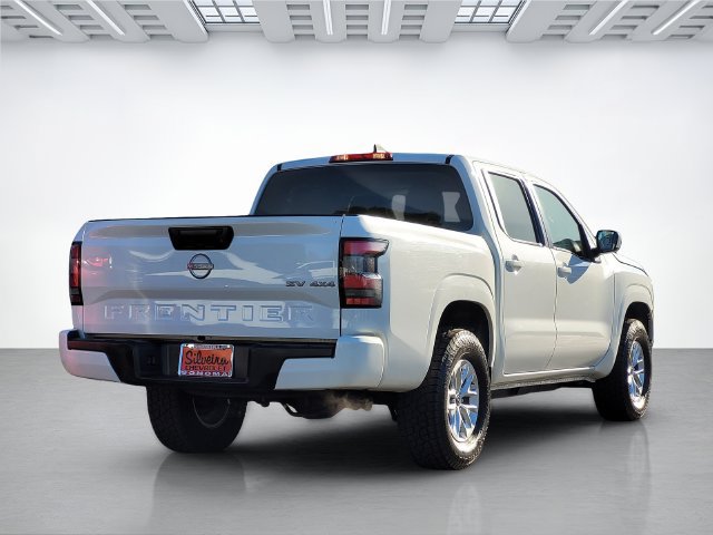 Used 2024 Nissan Frontier SV AWD/4WD image 4