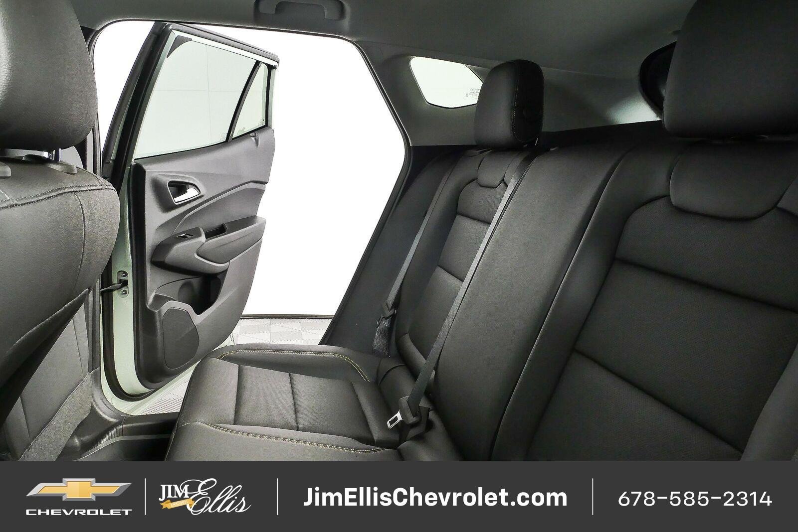 New 2026 Chevrolet Trax ACTIV w/ Sunroof Package FWD image 20