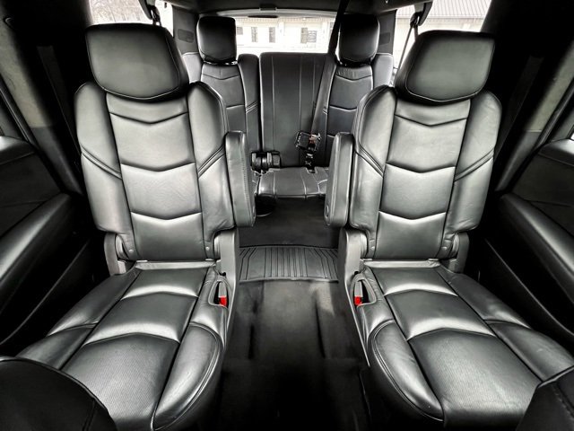 Used 2019 Cadillac Escalade ESV Platinum image 27