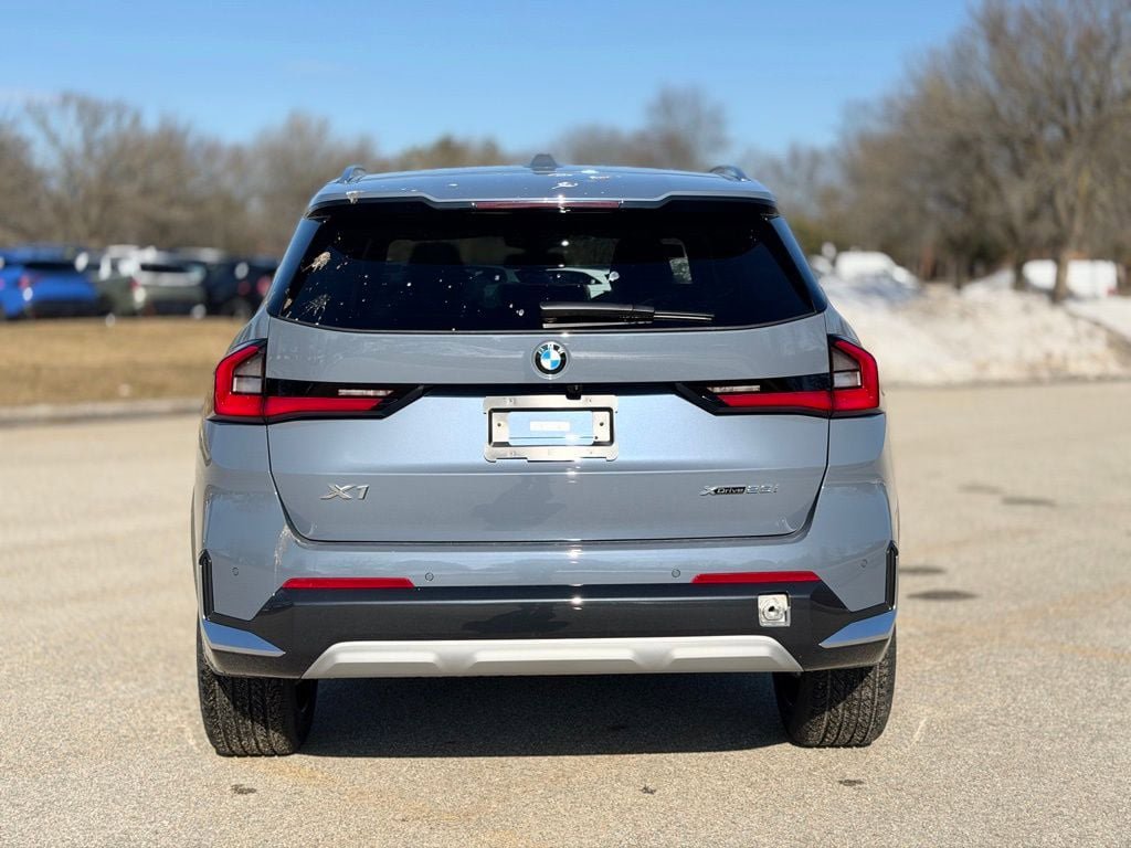 New 2026 BMW X1 xDrive28i w/ Convenience Package AWD/4WD image 5