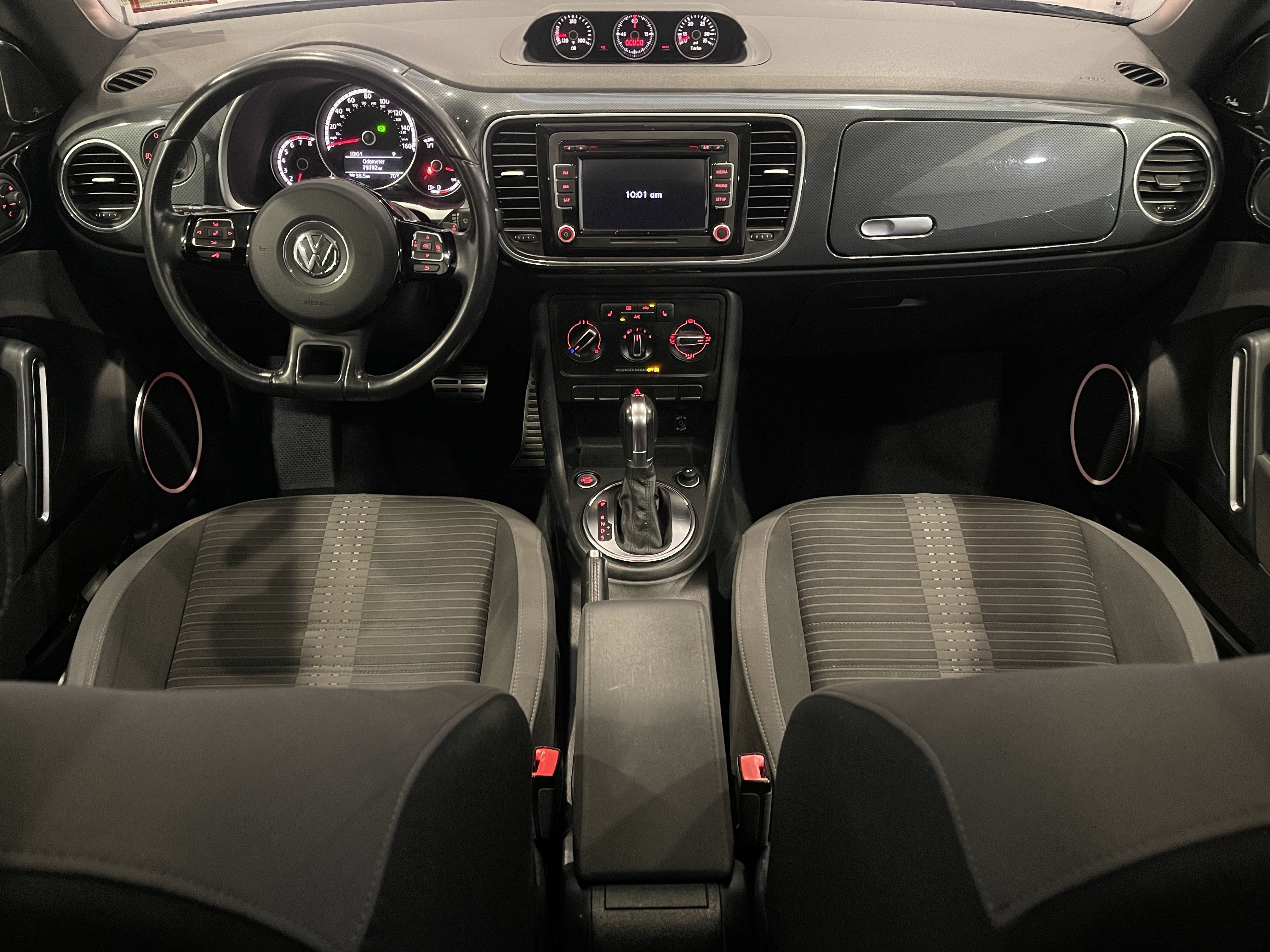 Used 2013 Volkswagen Beetle 2.0T FWD image 16