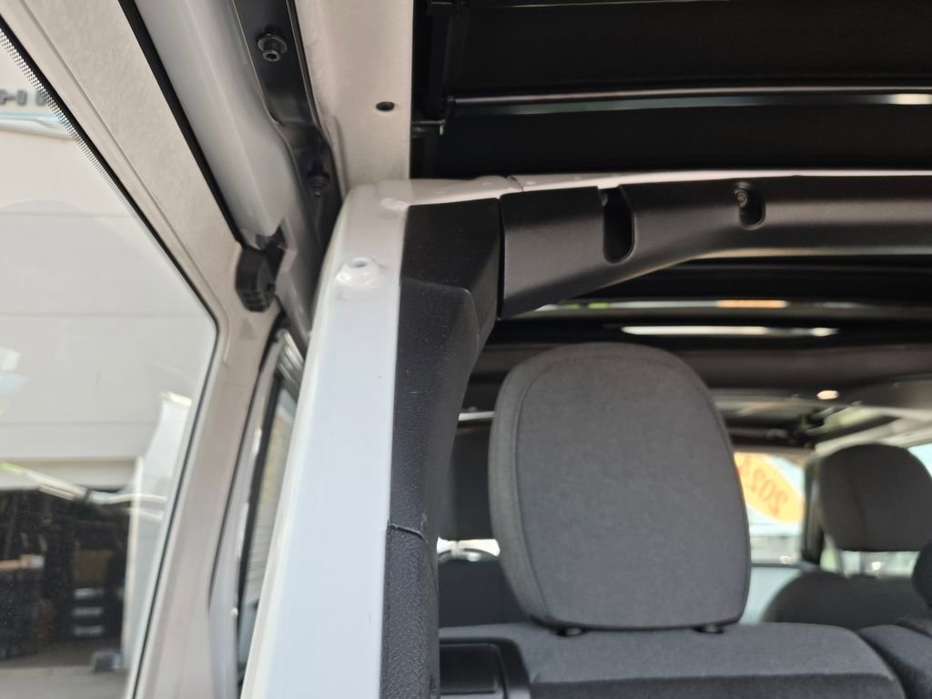 Used 2024 Jeep Wrangler Unlimited image 14