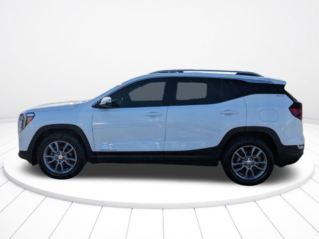 Used 2022 GMC Terrain SLT FWD image 15
