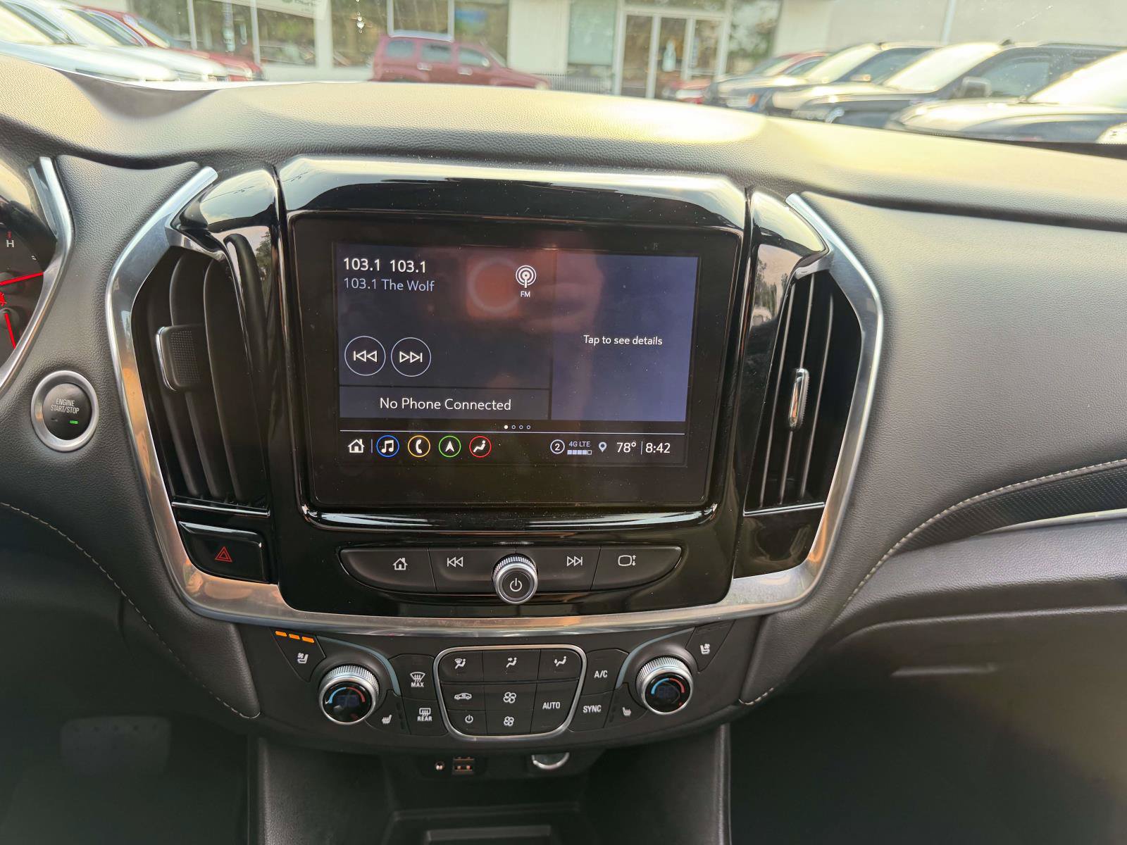 Certified 2023 Chevrolet Traverse Premier w/ Redline Edition AWD/4WD image 23