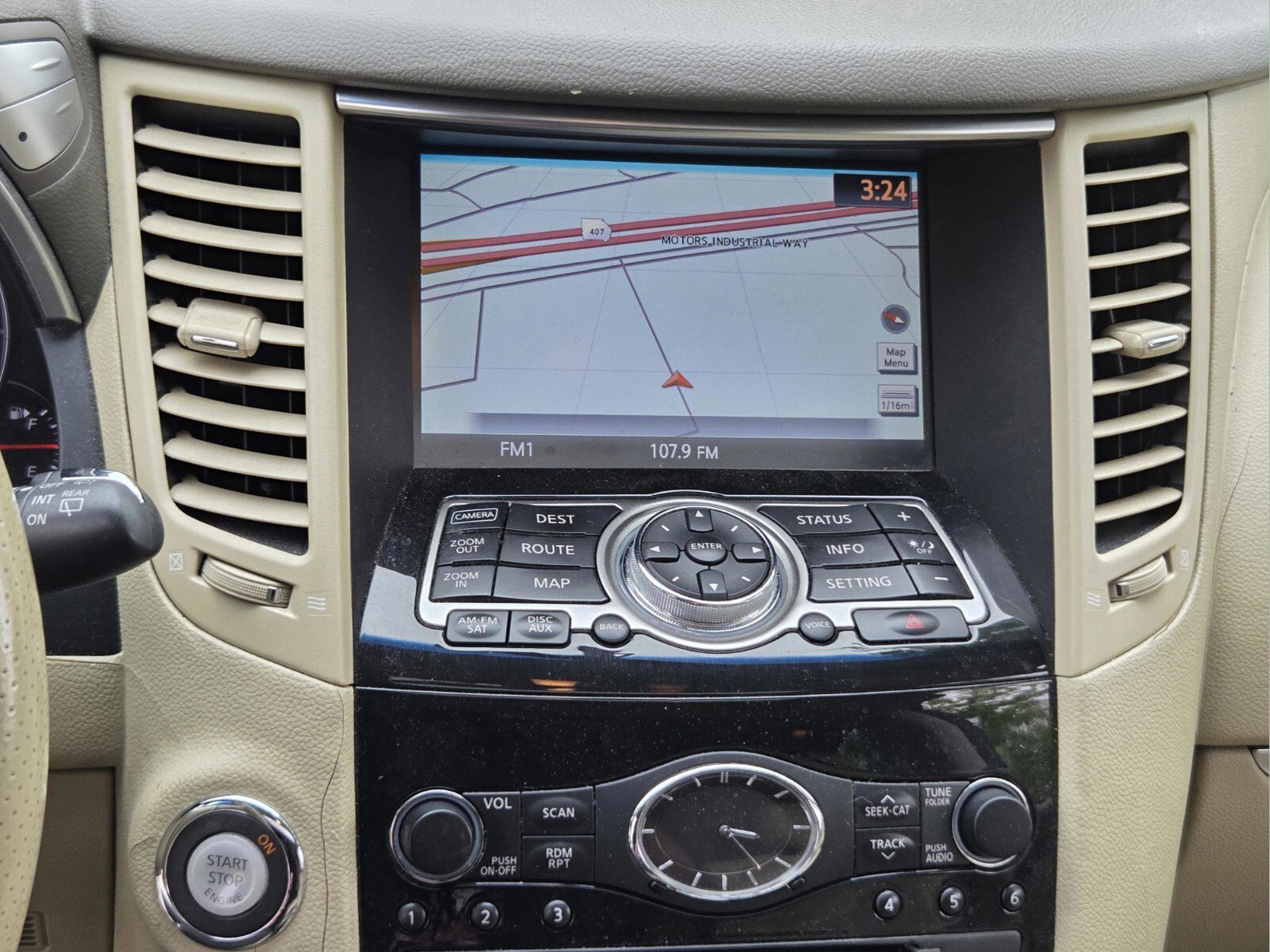 Used 2010 INFINITI FX35 2WD w/ Navigation Pkg image 11