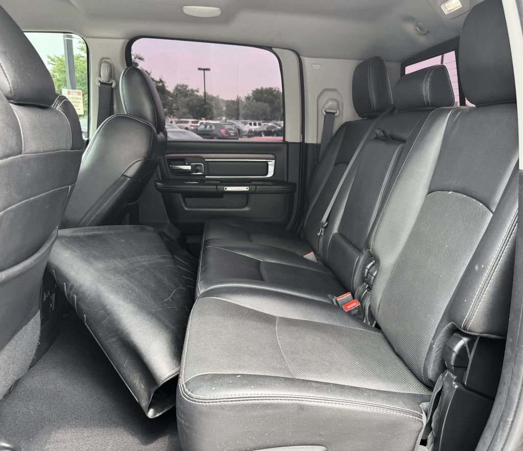 Used 2017 RAM 2500 Laramie w/ Convenience Group AWD/4WD image 25