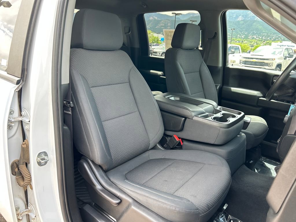 Used 2020 Chevrolet Silverado 2500 Custom w/ Custom Convenience Package AWD/4WD image 15