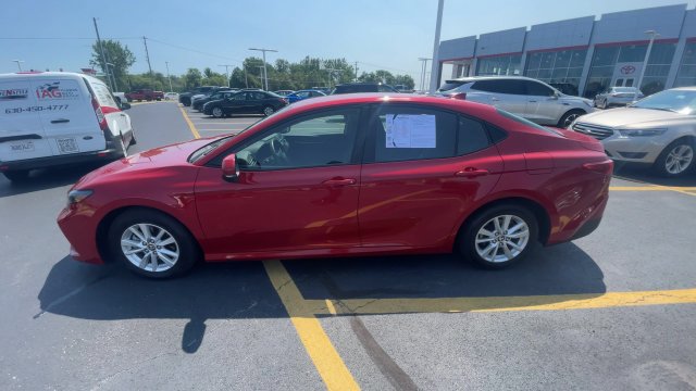 Used 2025 Toyota Camry LE FWD image 7