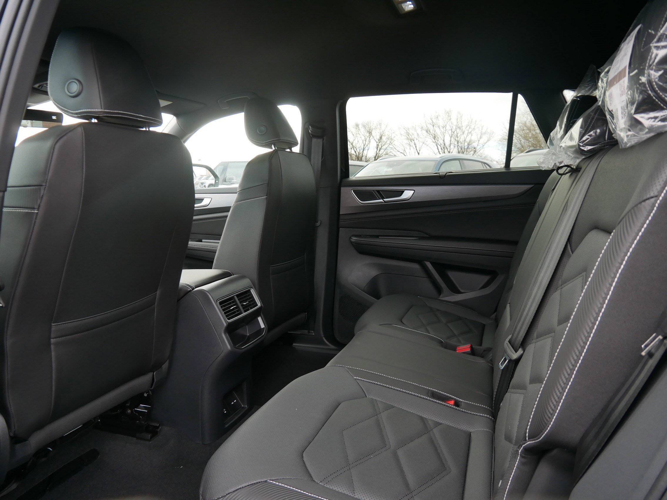 New 2026 Volkswagen Atlas Cross Sport SE AWD/4WD image 6