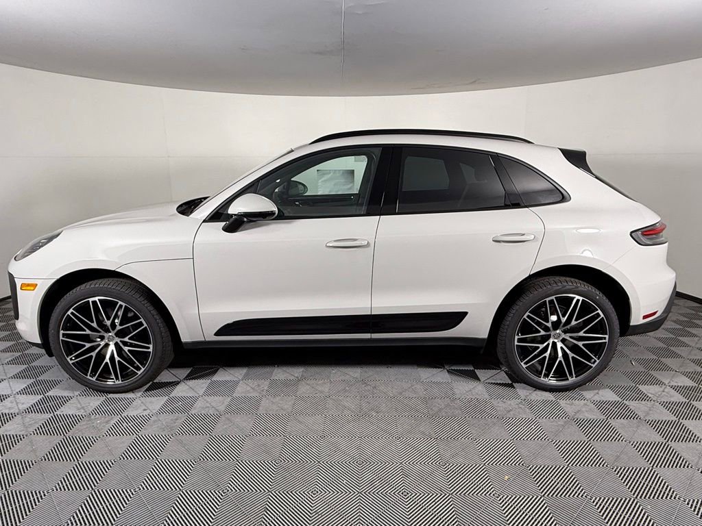 New 2025 Porsche Macan image 2