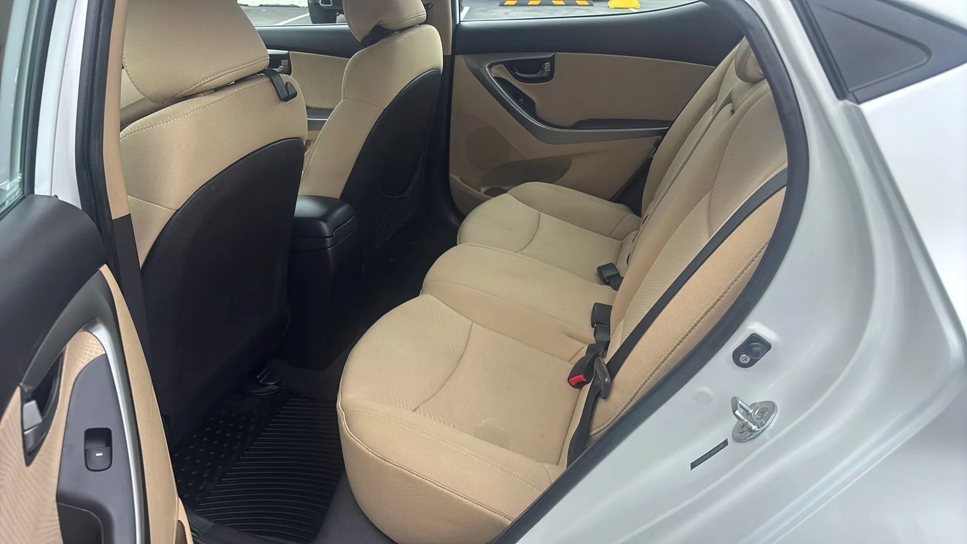 Used 2012 Hyundai Elantra GLS w/ Preferred Pkg 3 FWD image 22