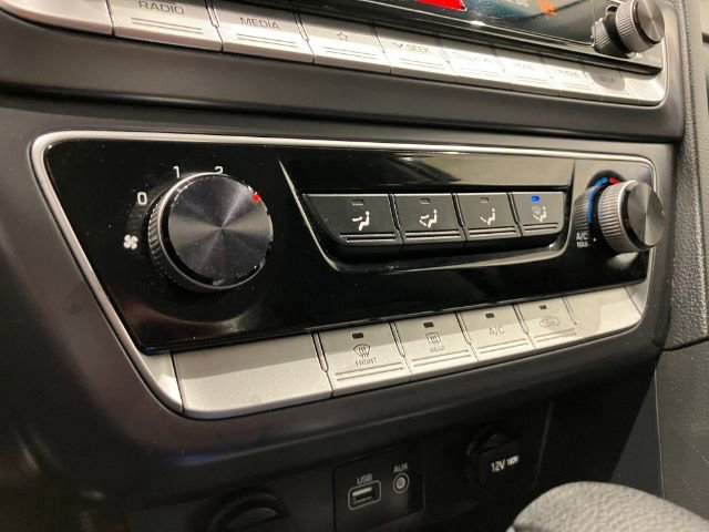 Used 2018 Hyundai Sonata SE image 13