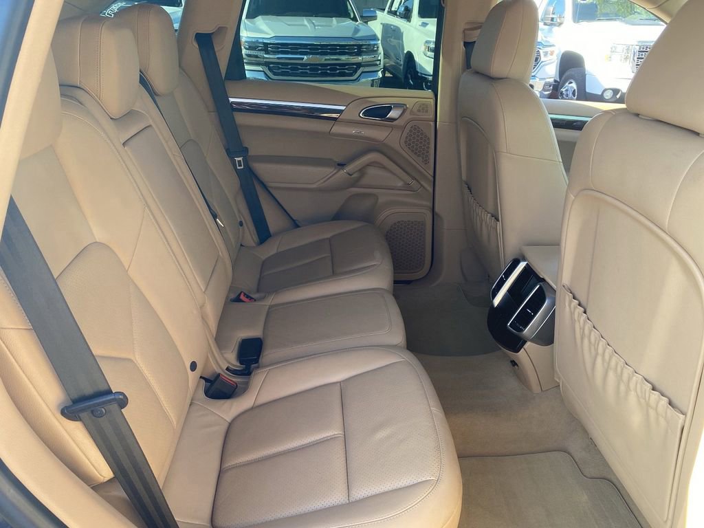 Used 2014 Porsche Cayenne S AWD/4WD image 14