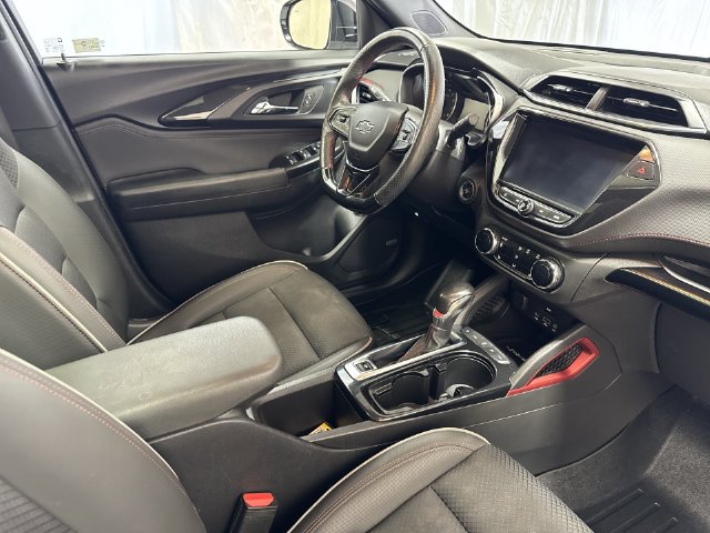 Certified 2022 Chevrolet TrailBlazer RS w/ Sun and Liftgate Package AWD/4WD image 29