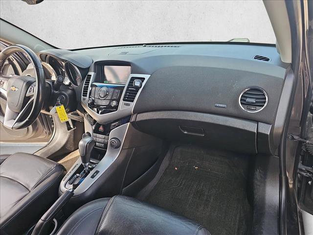 Used 2014 Chevrolet Cruze LT image 12