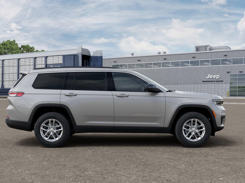 New 2026 Jeep Grand Cherokee L Laredo RWD image 21