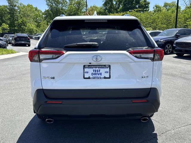 Used 2025 Toyota RAV4 XLE w/ Convenience Package FWD image 6