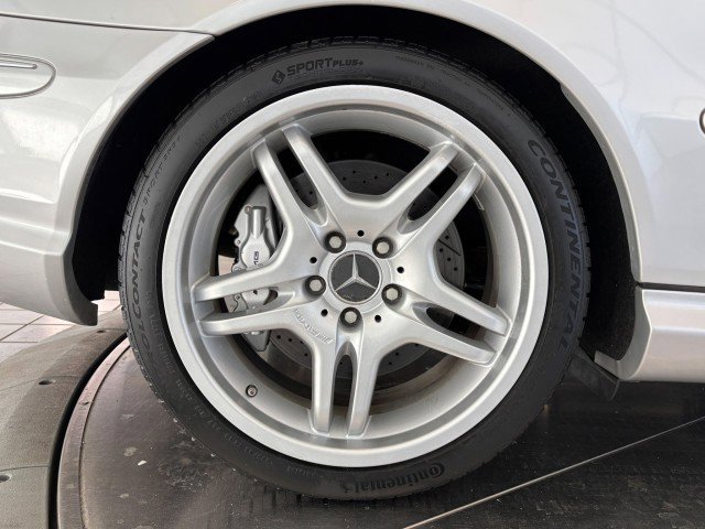 Used 2005 Mercedes-Benz CLK 55 AMG Coupe image 32