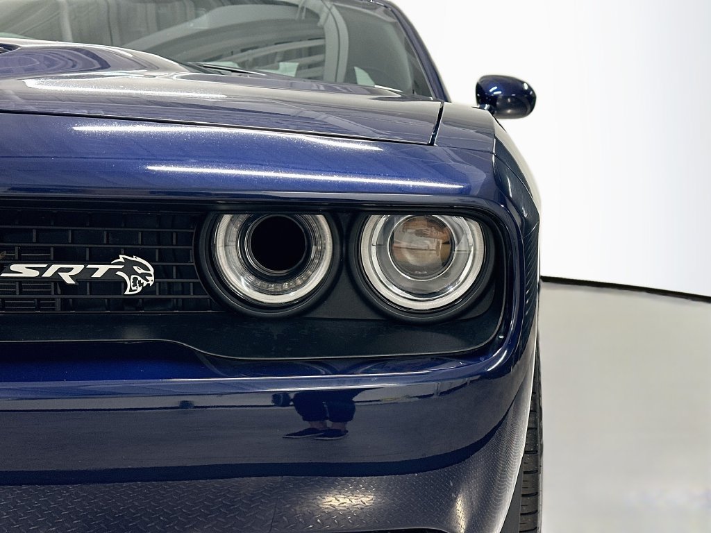 Used 2017 Dodge Challenger SRT Hellcat RWD image 31