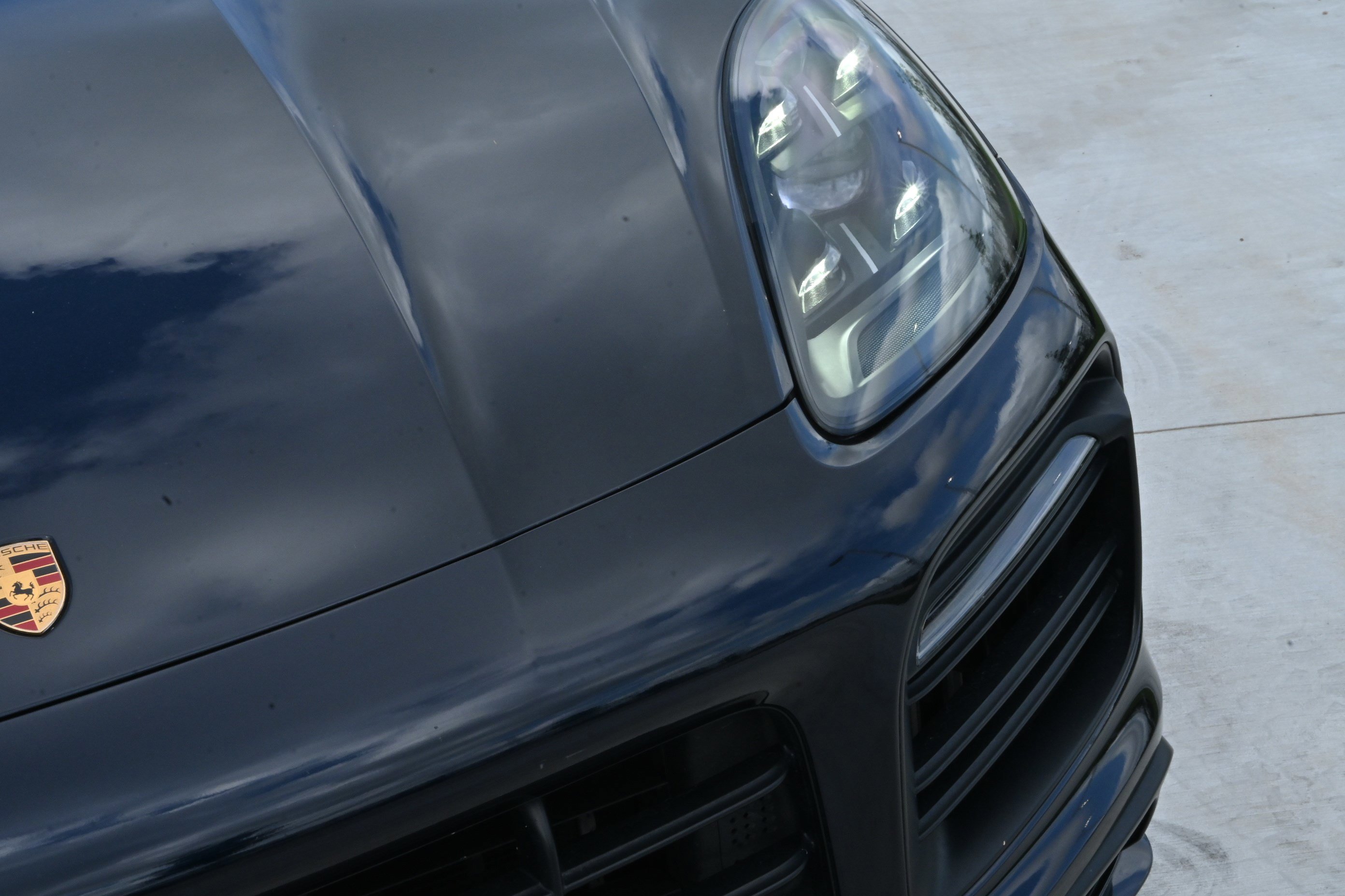 Used 2021 Porsche Cayenne GTS AWD/4WD image 38