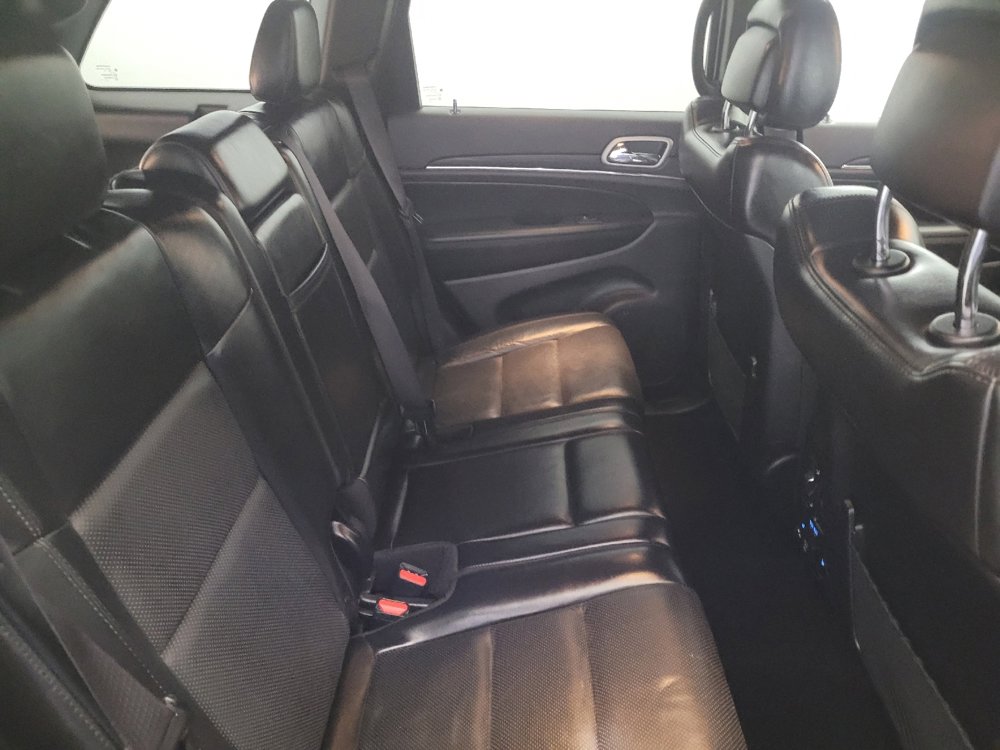 Used 2020 Jeep Grand Cherokee Limited w/ Luxury Group II image 19