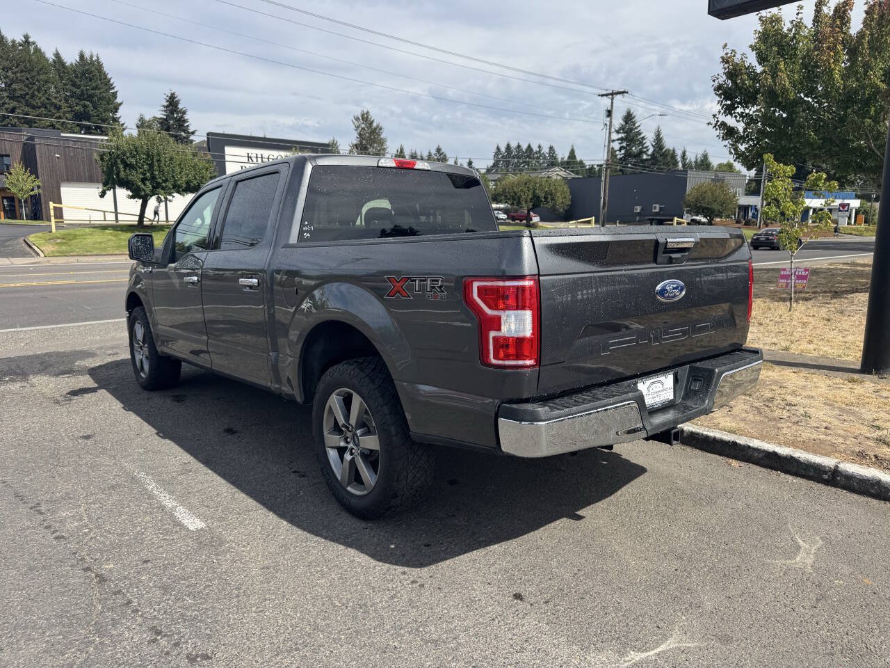 Used 2020 Ford F150 XLT w/ Equipment Group 301A Mid AWD/4WD image 4