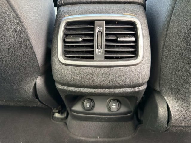 Used 2020 Kia Sorento LX FWD image 20