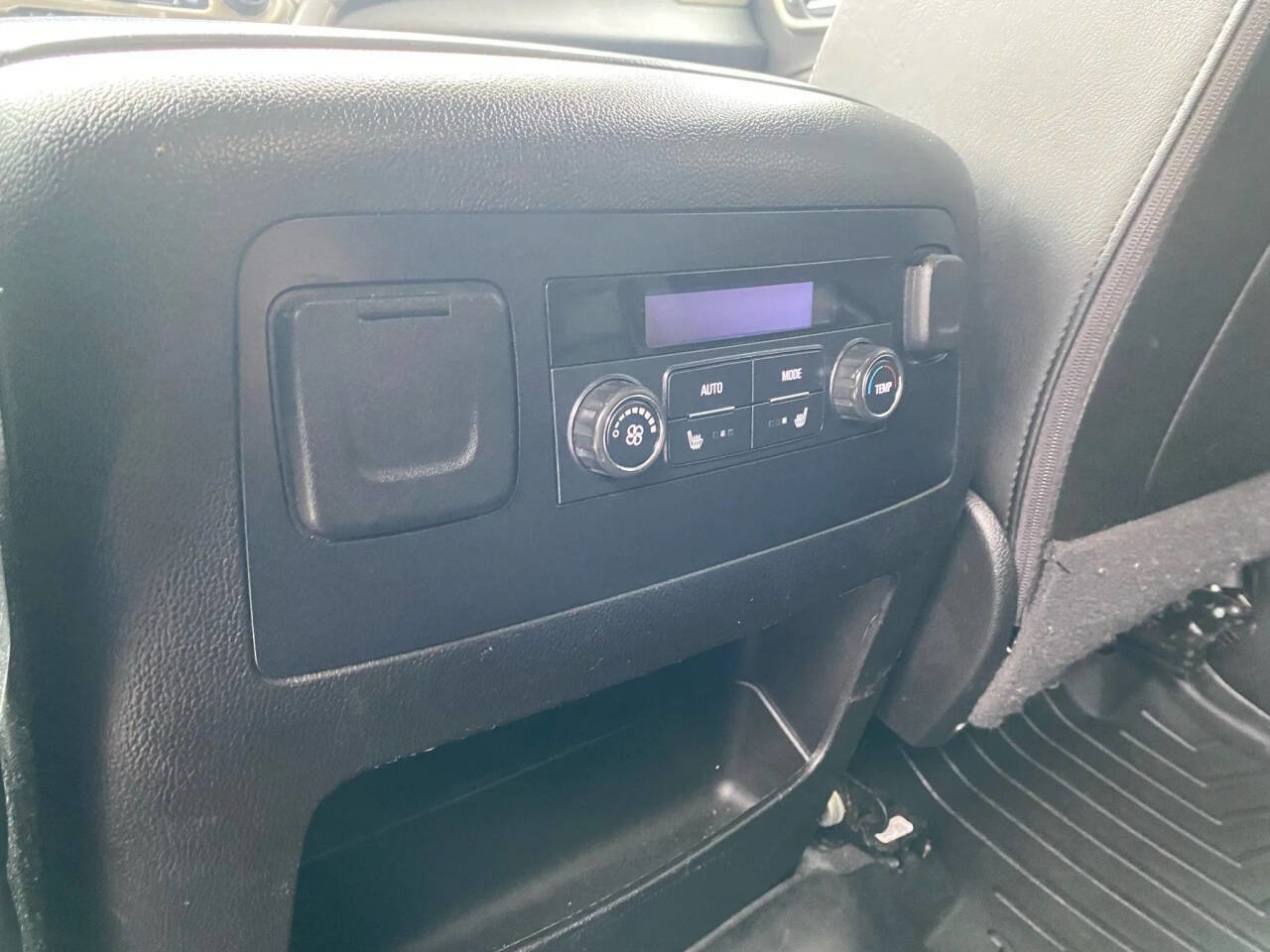 Used 2020 GMC Yukon XL Denali image 22