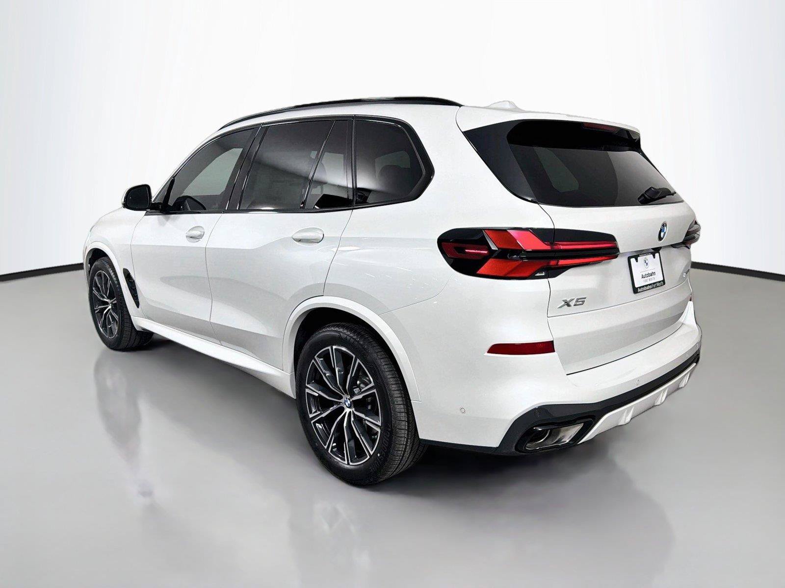 New 2026 BMW X5 sDrive40i w/ M Sport Package RWD image 7