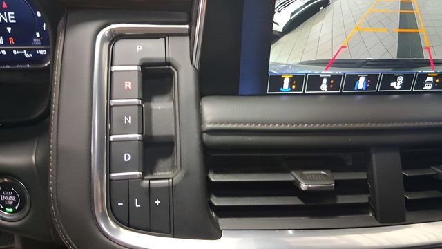 Used 2022 Chevrolet Suburban High Country image 33