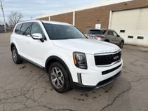 Used 2022 Kia Telluride EX image 2