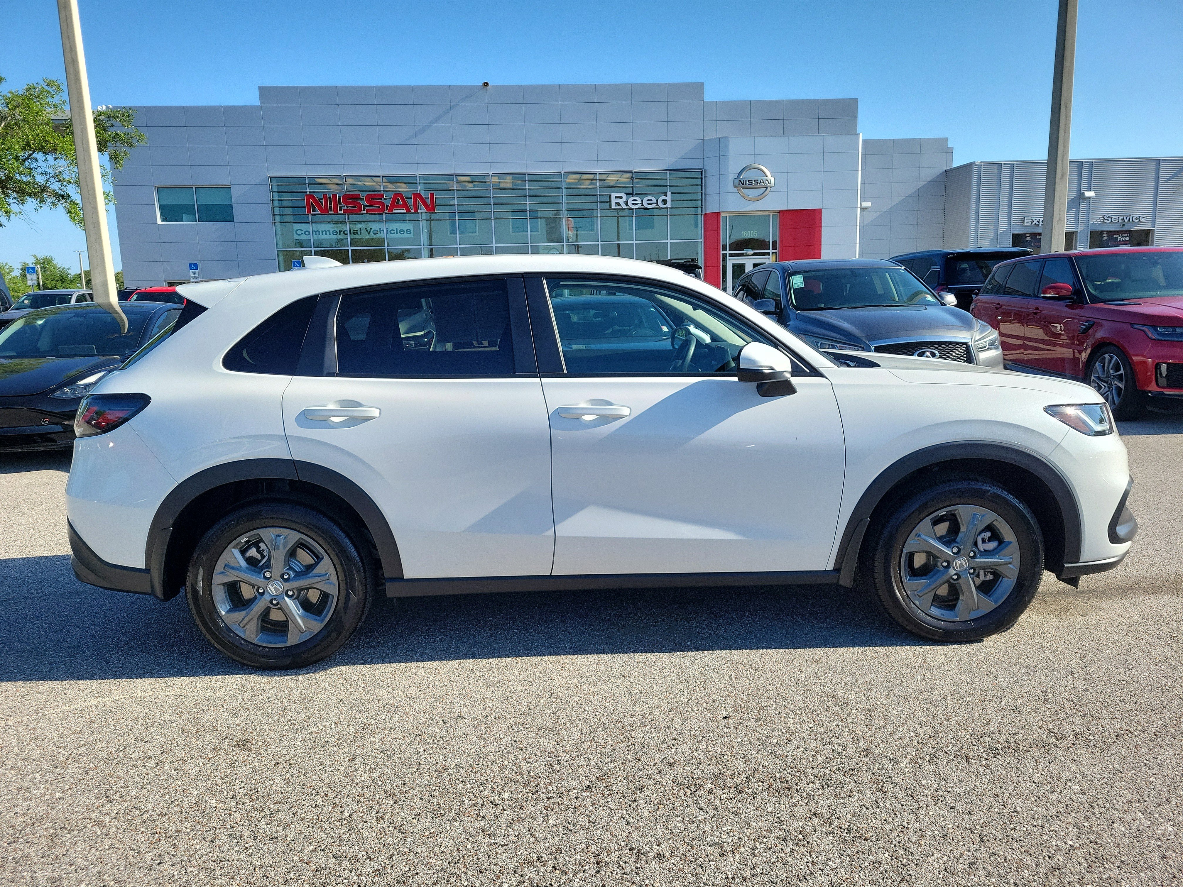 Used 2026 Honda HR-V LX image 9