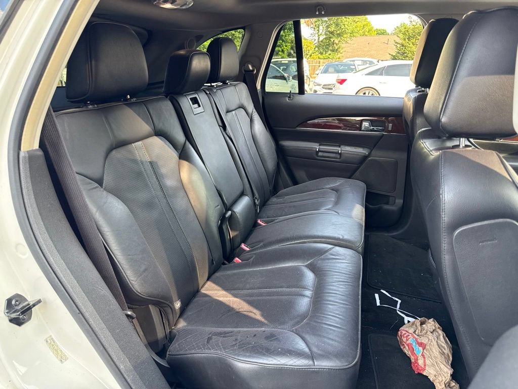 Used 2013 Lincoln MKX FWD image 7