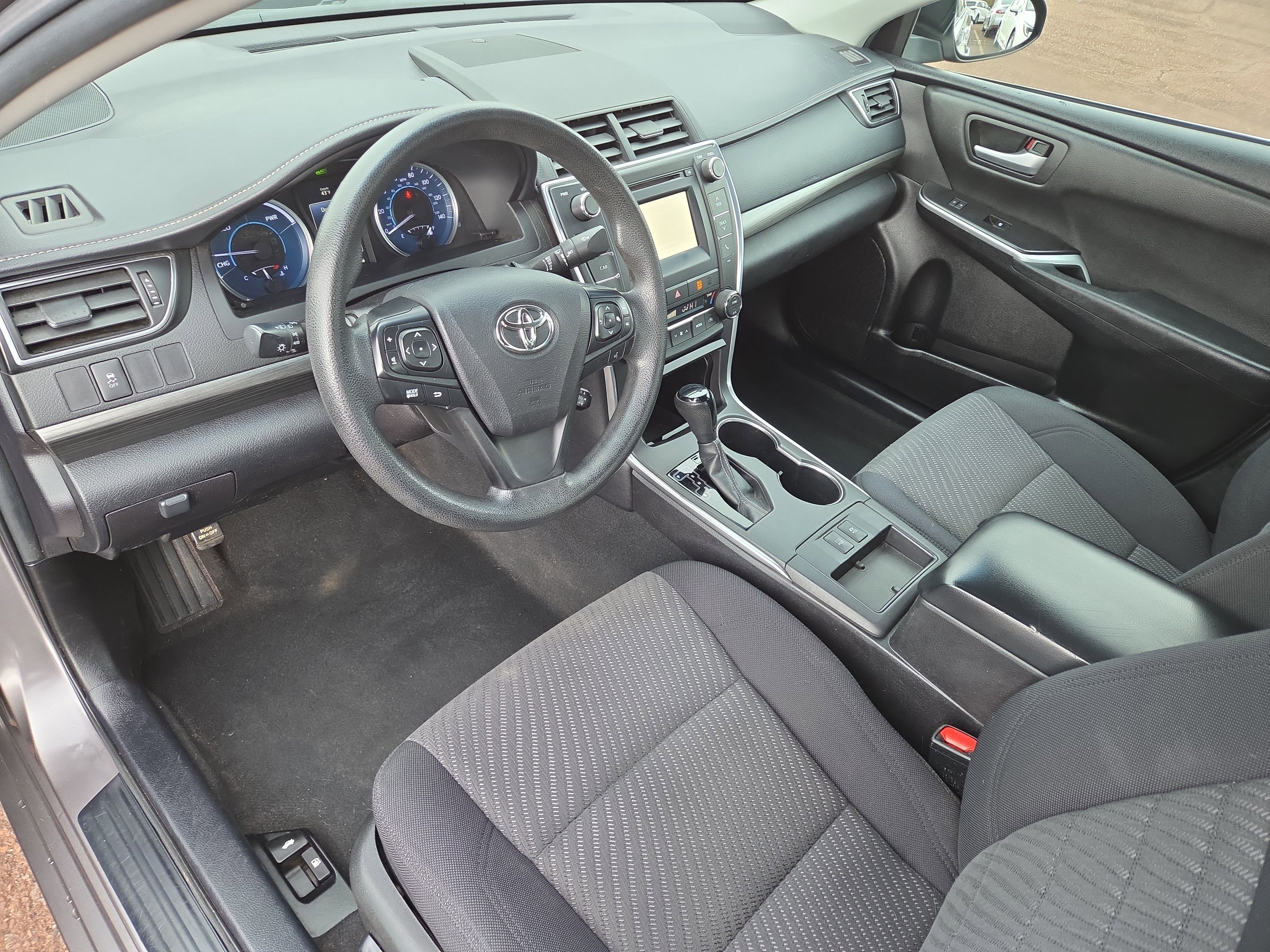 Used 2015 Toyota Camry LE image 15