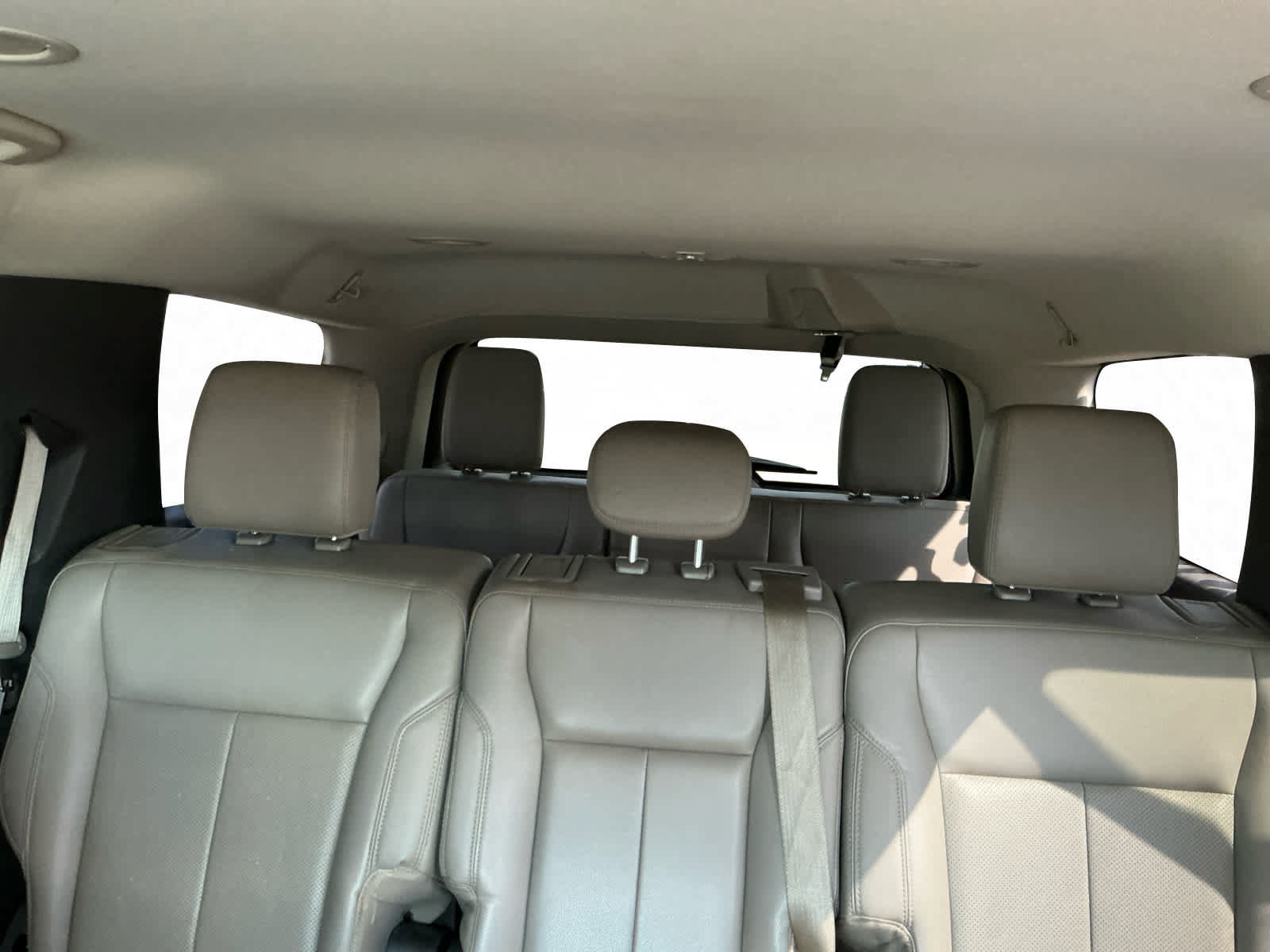 Used 2019 Ford Expedition XLT w/ Equipment Group 202A RWD image 20