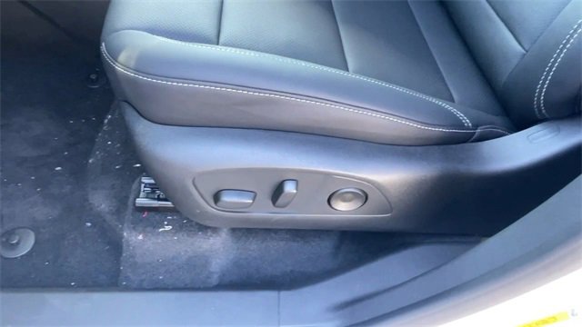 New 2026 Chevrolet Traverse LT w/ LPO, Floor Liner Package image 26