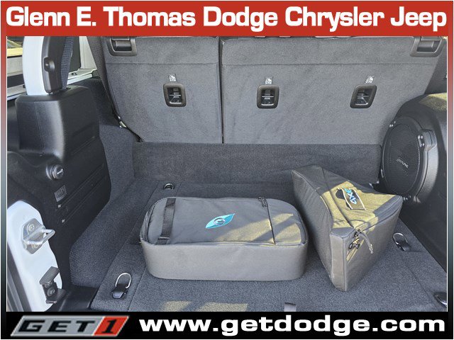 Used 2023 Jeep Wrangler Sahara w/ Cold Weather Group image 28