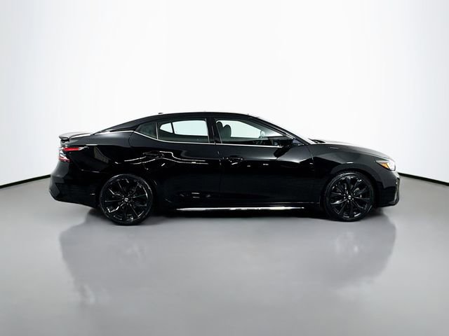 Used 2021 Nissan Maxima SR w/ Sport Mat Group FWD image 9