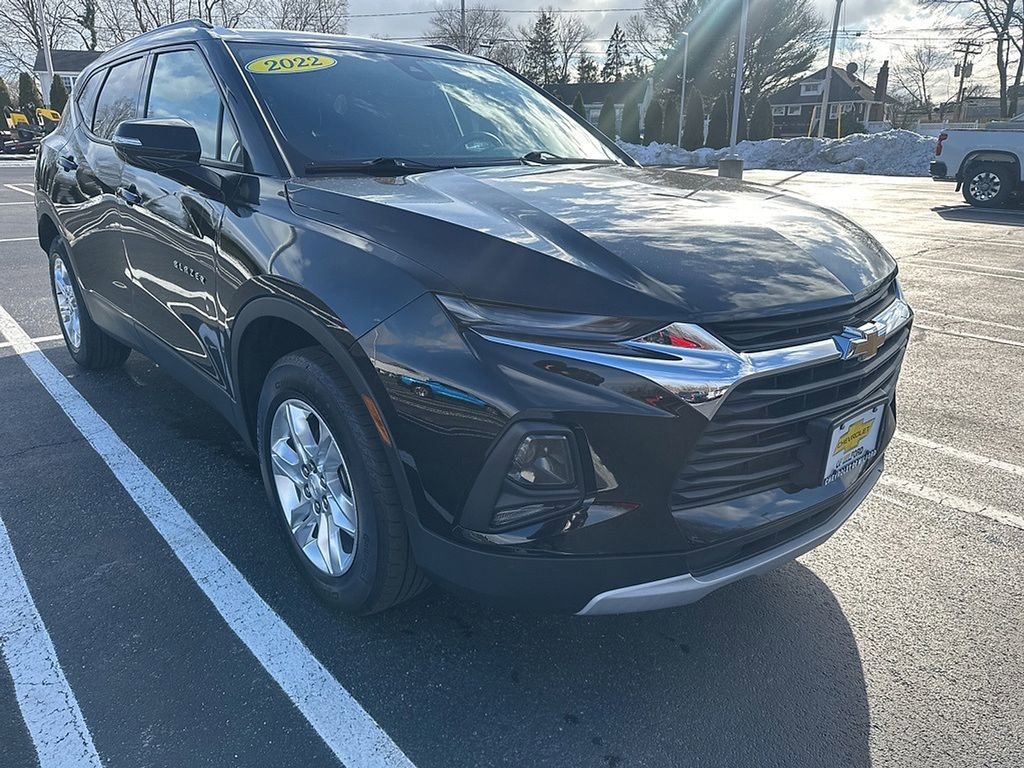 Used 2022 Chevrolet Blazer LT image 3