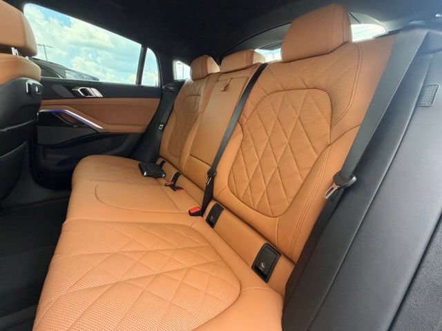 Used 2026 BMW X6 xDrive40i AWD/4WD image 30