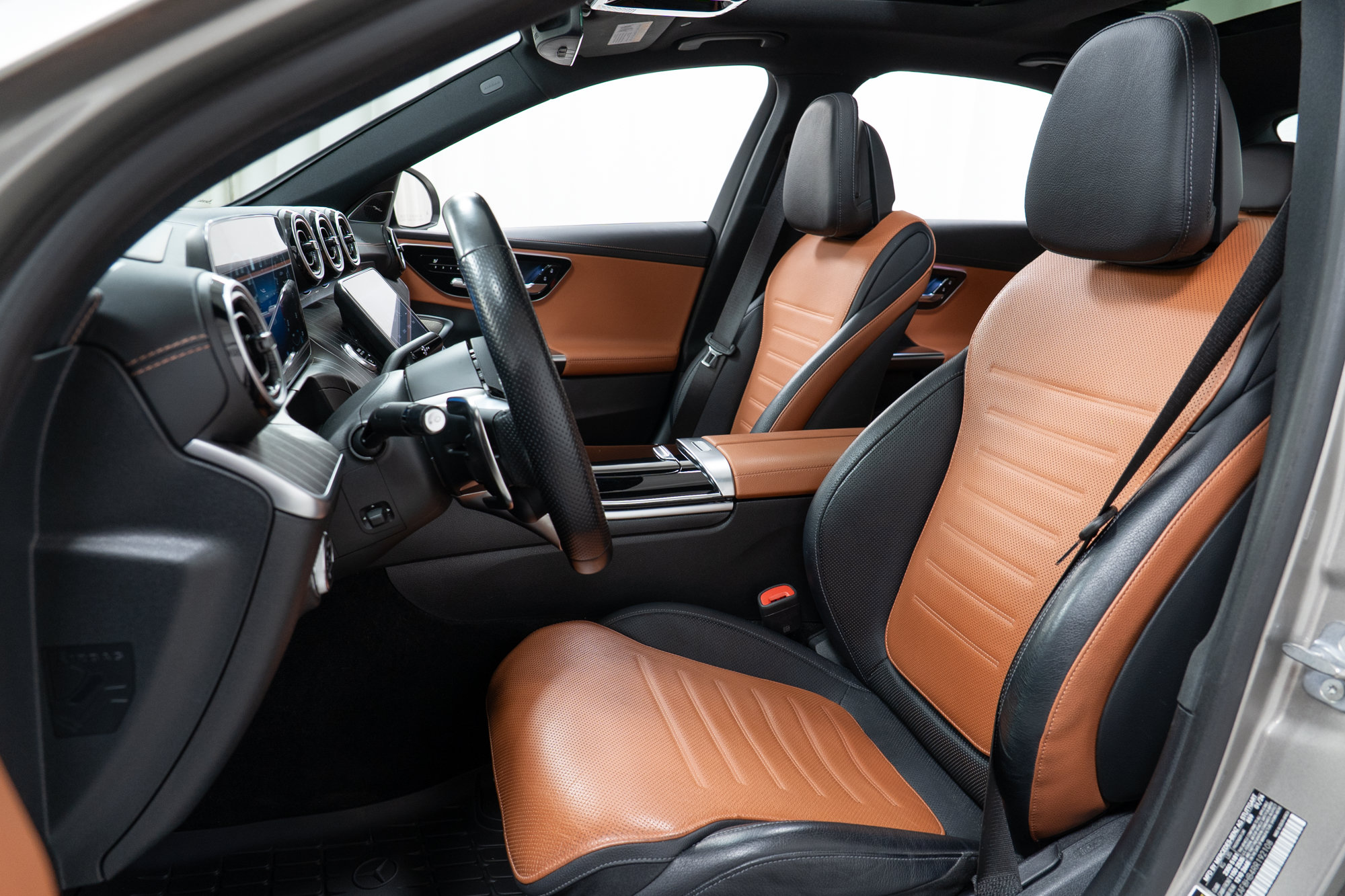 Certified 2024 Mercedes-Benz C 43 AMG 4MATIC Sedan image 14