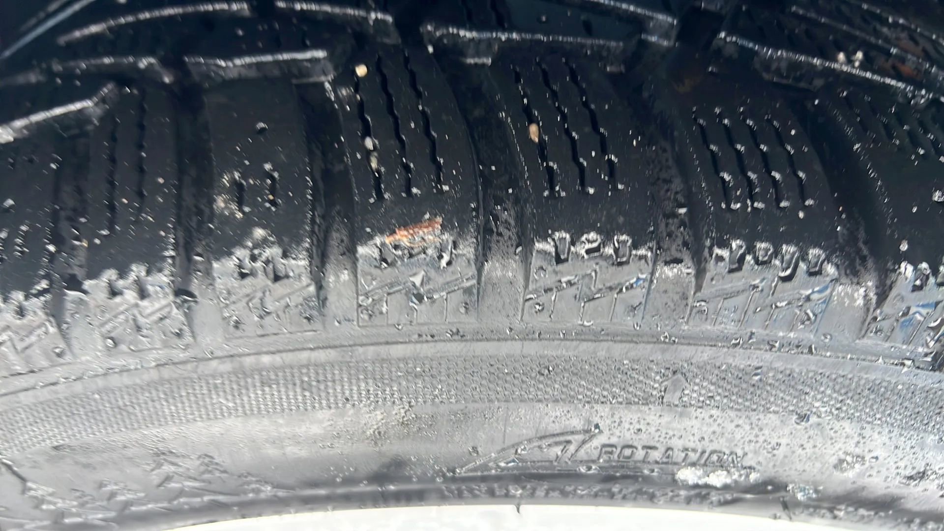 Used 2011 Nissan Leaf SL image 27