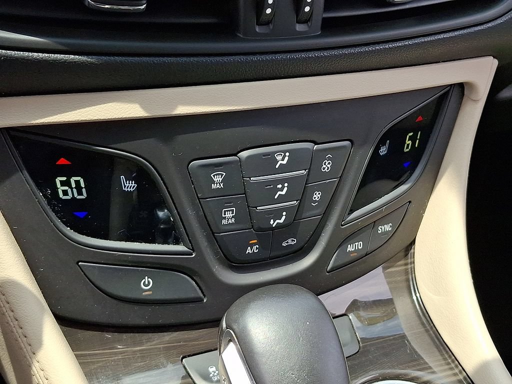 Used 2020 Buick Envision Preferred FWD image 15