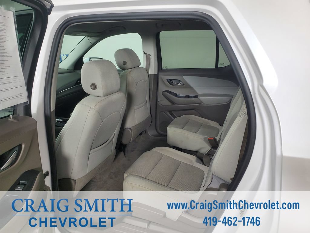 Used 2021 Chevrolet Traverse LT FWD image 12