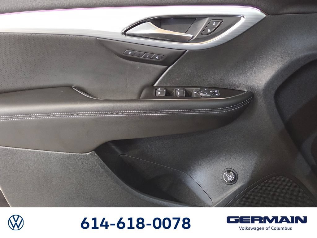 Used 2025 Buick Envision Avenir AWD/4WD image 29