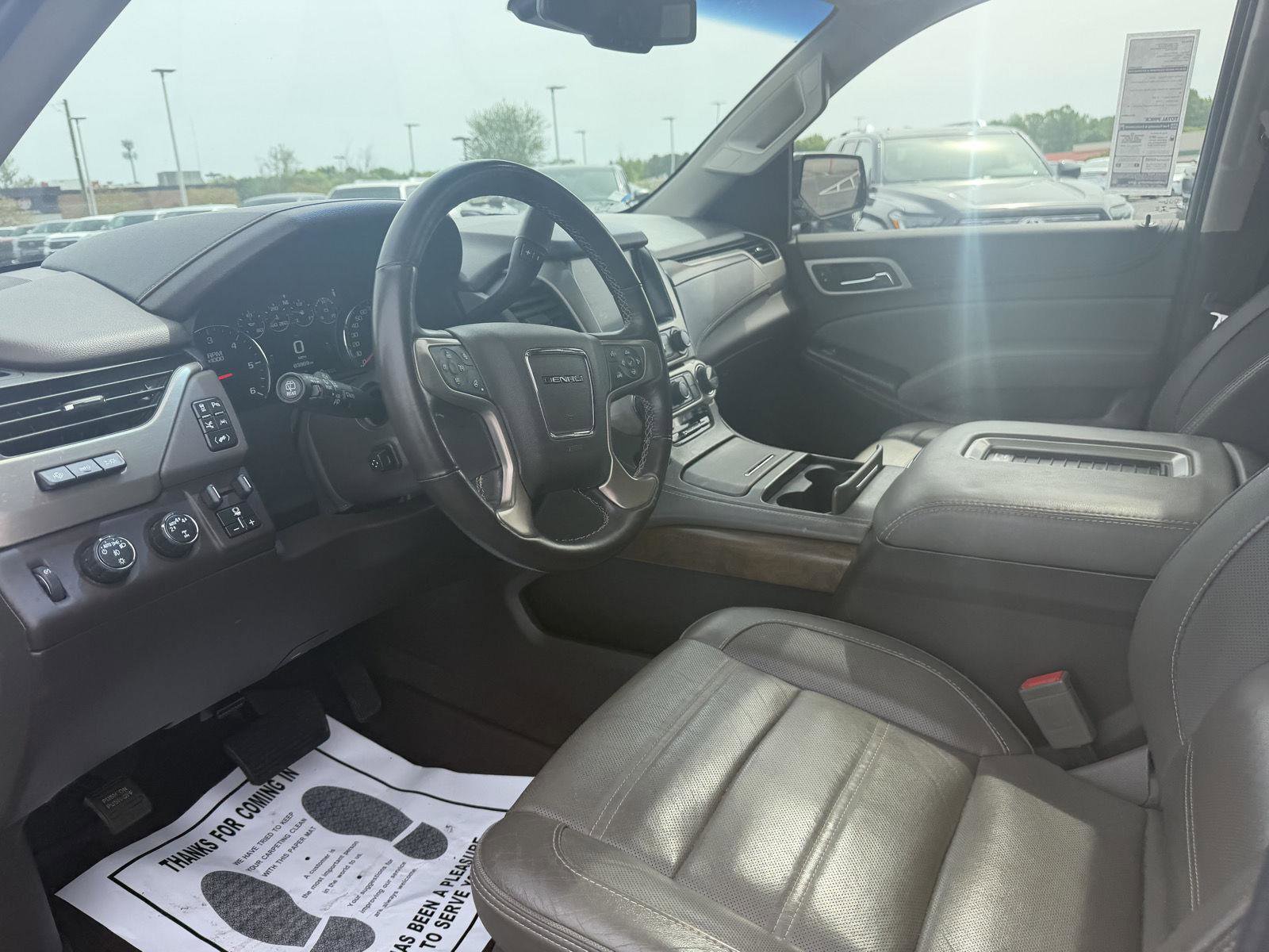 Used 2019 GMC Yukon Denali w/ Denali Ultimate Package image 14