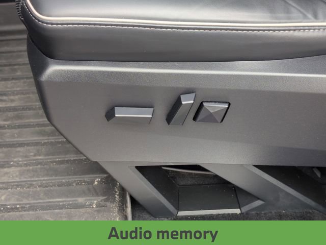 Used 2024 Tesla Cybertruck AWD Crew Cab image 31